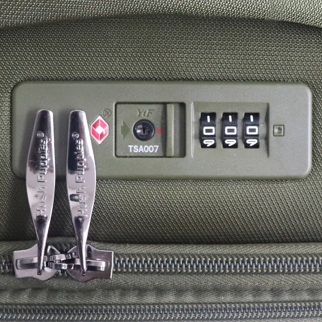 Hush Puppies dark green 19 inch cabin suitcase, model 69-3147 softcase luggage