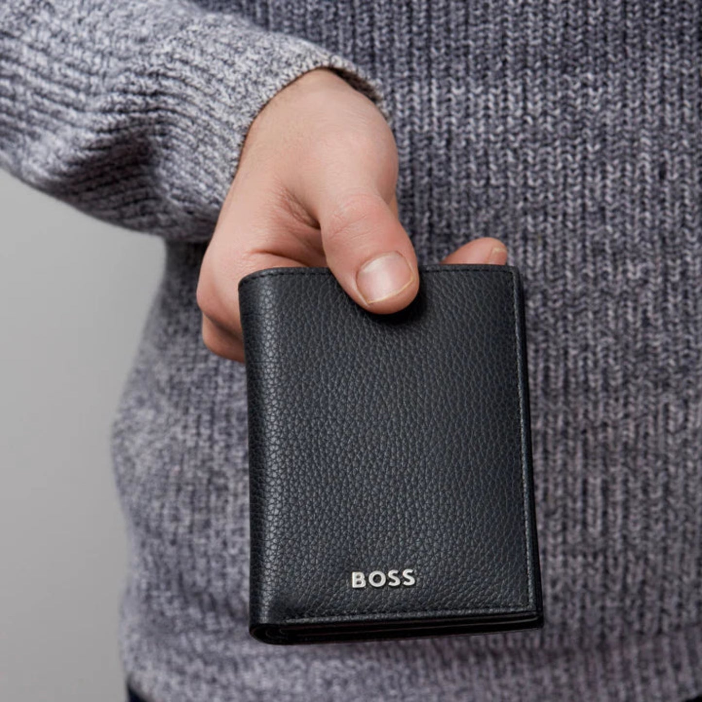 BOSS Classic Grained Card Holder (with flap and money pocket)